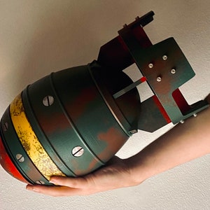 Fallout inspiriert XXL Megaton Mini-Nuke mit geheimem Staufach