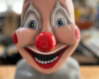 Clown Mask Retro Nightmare Fuel.