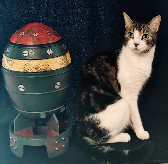 Fallout ミニニューク Fallout』で登場する「ミニ・ニューク」にゲームコード付き「SPECIAL