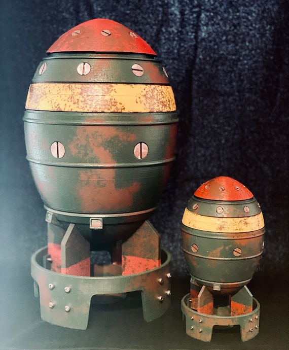 Amazon.com: maozyiltle Fallout Mini Nuke Statue, Fallout