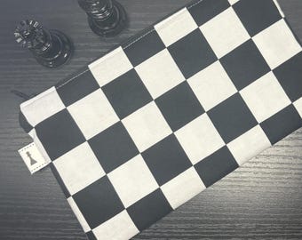 Black and White checkered game piece carrying bag