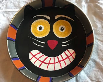 Vintage Hand Painted Pie/Cake Tin, Primitive, Halloween, Black Cat Decoration, Spooky Halloween Cat