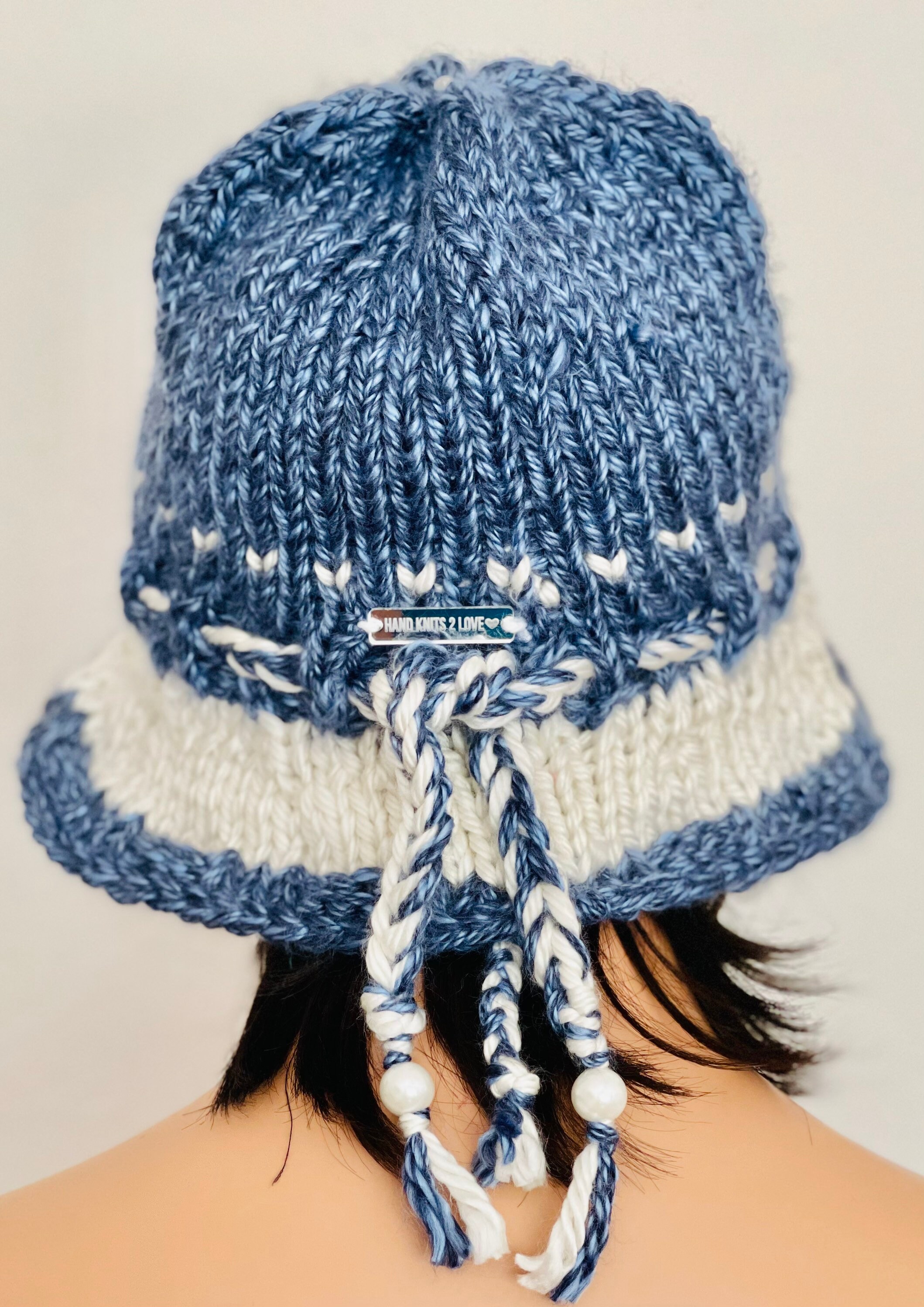 Hand Knits 2 Love Hat Brim Cap Beanie Braid Pearls Ombre  display picture 2