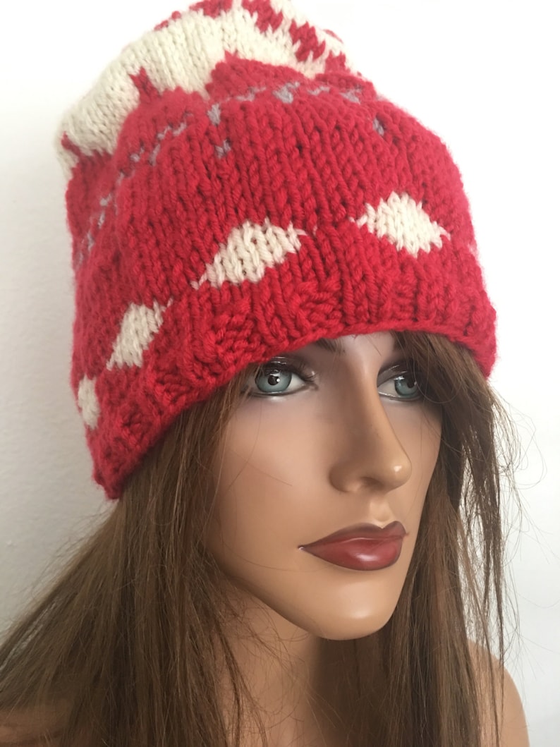 Hand Knits 2 Love Beanie Hat Slouch Brret Cap Designer Fashion Christmas Candy Cane Female Winter Ski Gift