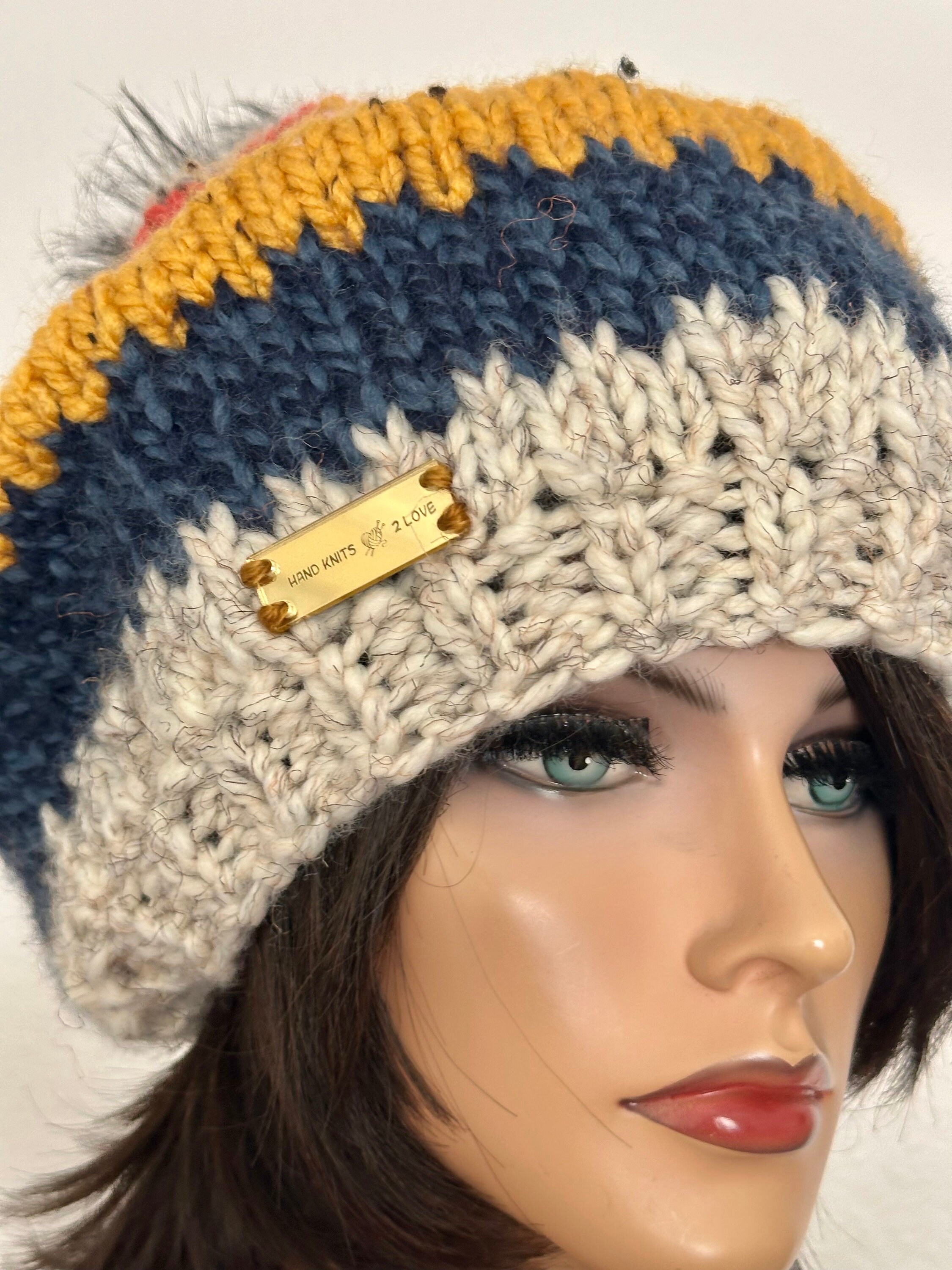 Hand Knits 2 Love Beanie Slouch Cap Faux Fur Pom Pom Semi  display picture 2