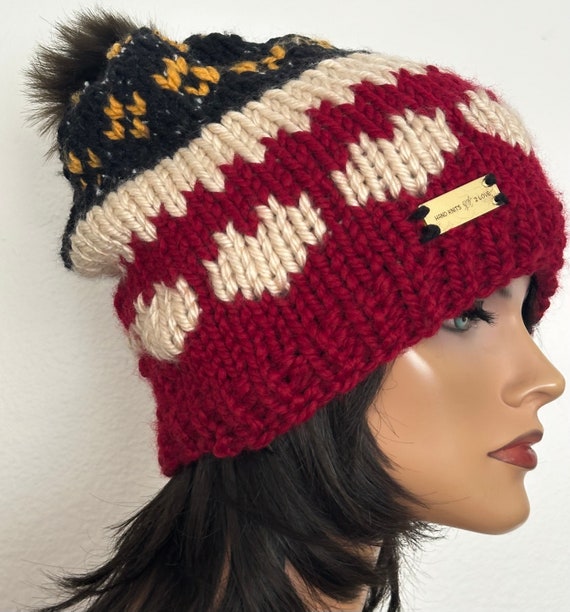 Hand Knits 2 Love Beanie Hat Slouch Cap Faux Fur Pom Pom  display picture 1