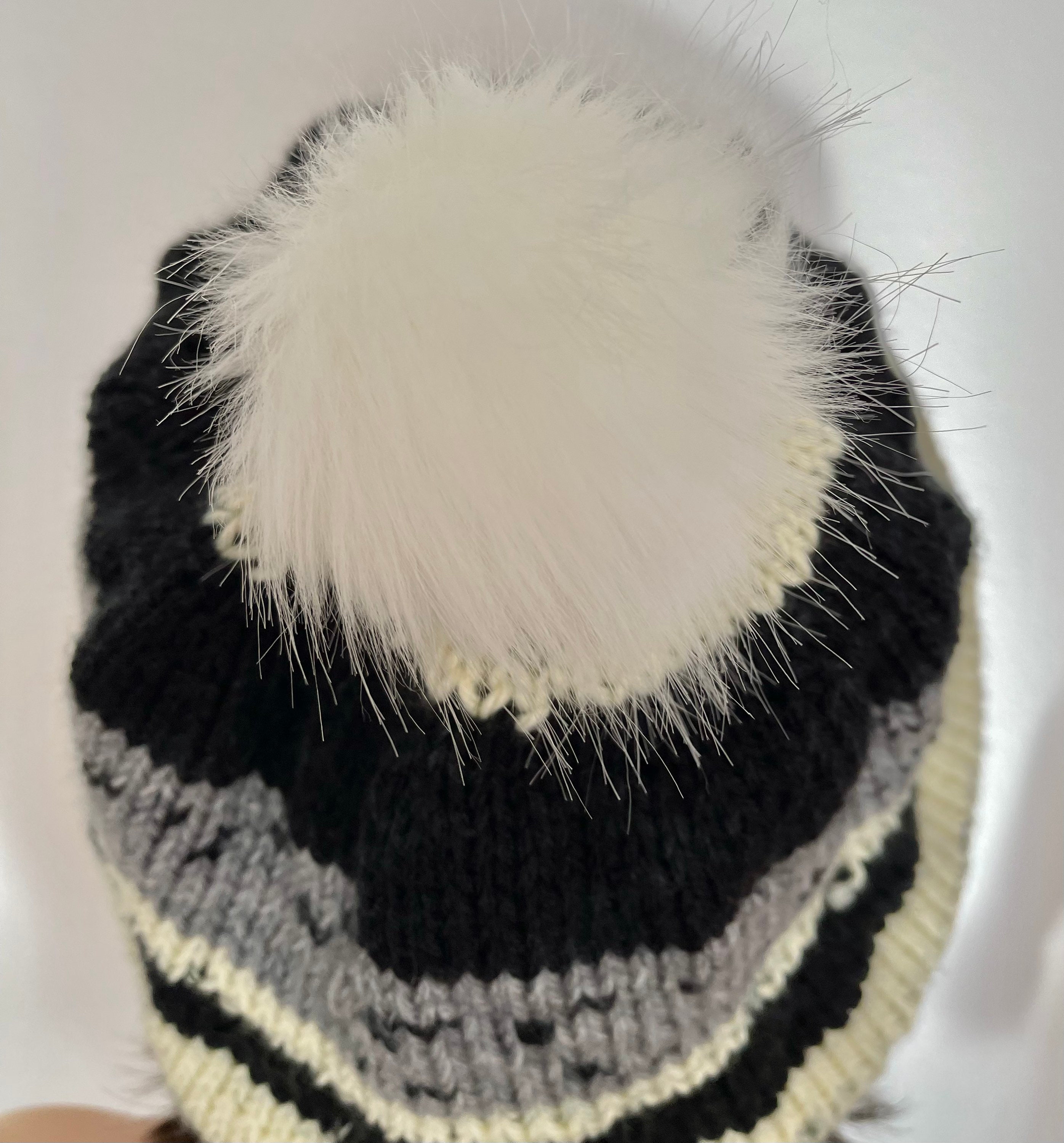 Hand Knits 2 Love Slouch Hat Beanie Beret Cap Designer Original Faux Fur Pom Po Hand Knits 2 Love Slouch Beanie Hat Beret Tam Faux Fur Pom  main image 2