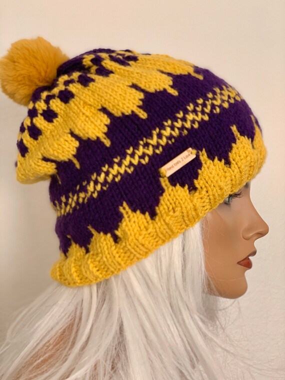 Hand Knits 2 Love Beanie Hat Slouch Lakers Basketball Sports  display picture 3