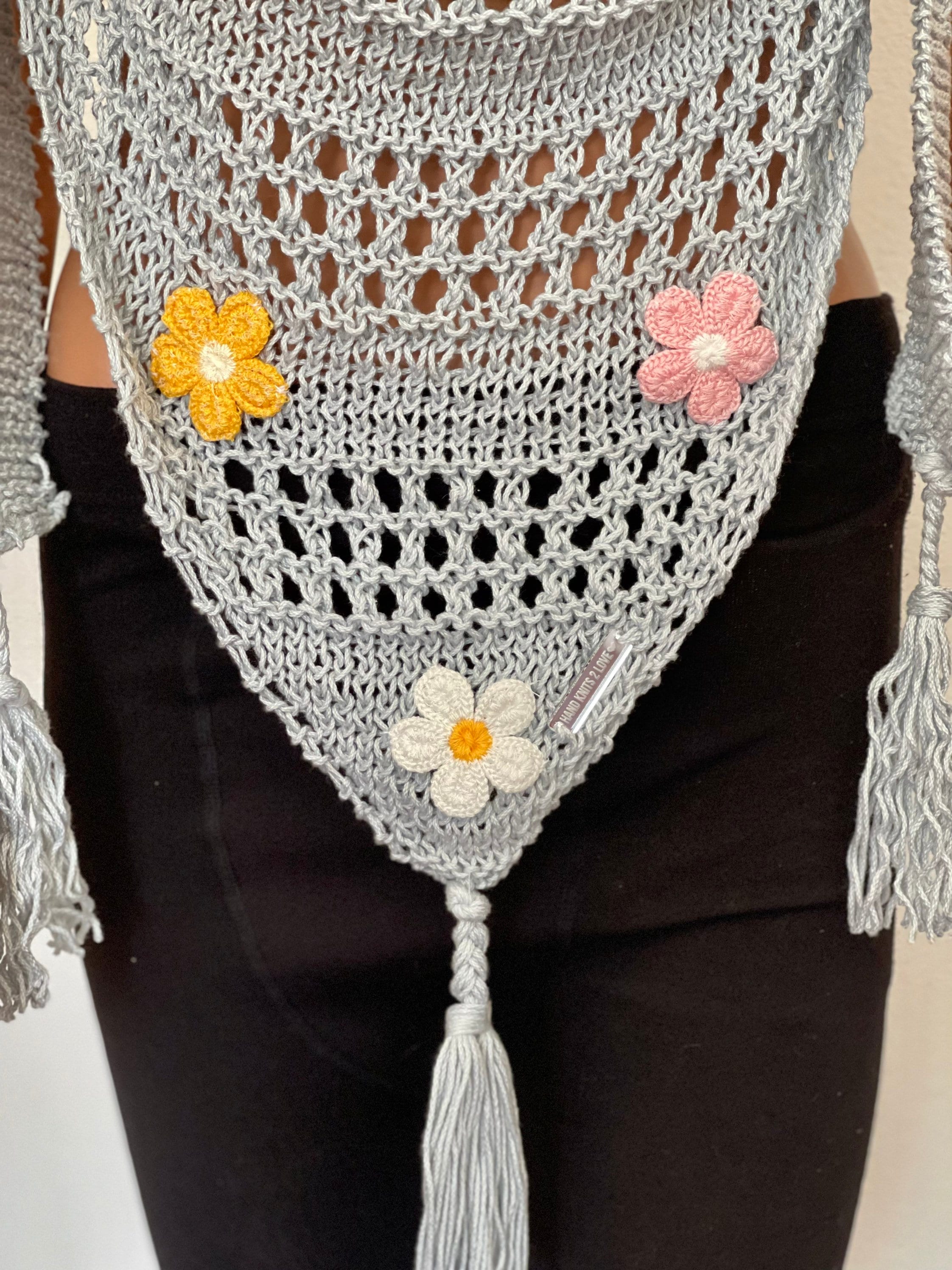 Hand Knits 2 Love Mercerized Cotton Off White Flowers Beads Designer Lace Hip Hand Knits 2 Love Mercerized Cotton Triangle Shawl Wrap  main image 3