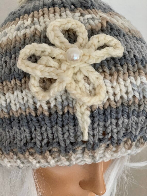 Hand Knits 2 Love Slouch Beanie Hat Cap Flower Pearl Bead  display picture 1