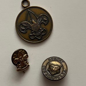 Vintage Boy Scouts pendant pin cub scouts pin
