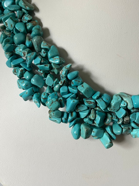 Dyed howlite turquoise colored beaded collar chok… - image 2