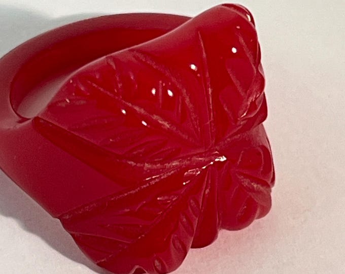 Two Vintage Bakelite Lucite Resin Rings Domed Bubble Ring Butterscotch ...