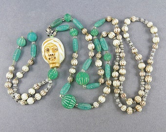 Naszyjnik Vintage Art Deco Naszyjnik z koralików z zielonymi szklanymi koralikami Naszyjnik z wisiorkiem Vintage Beads UK