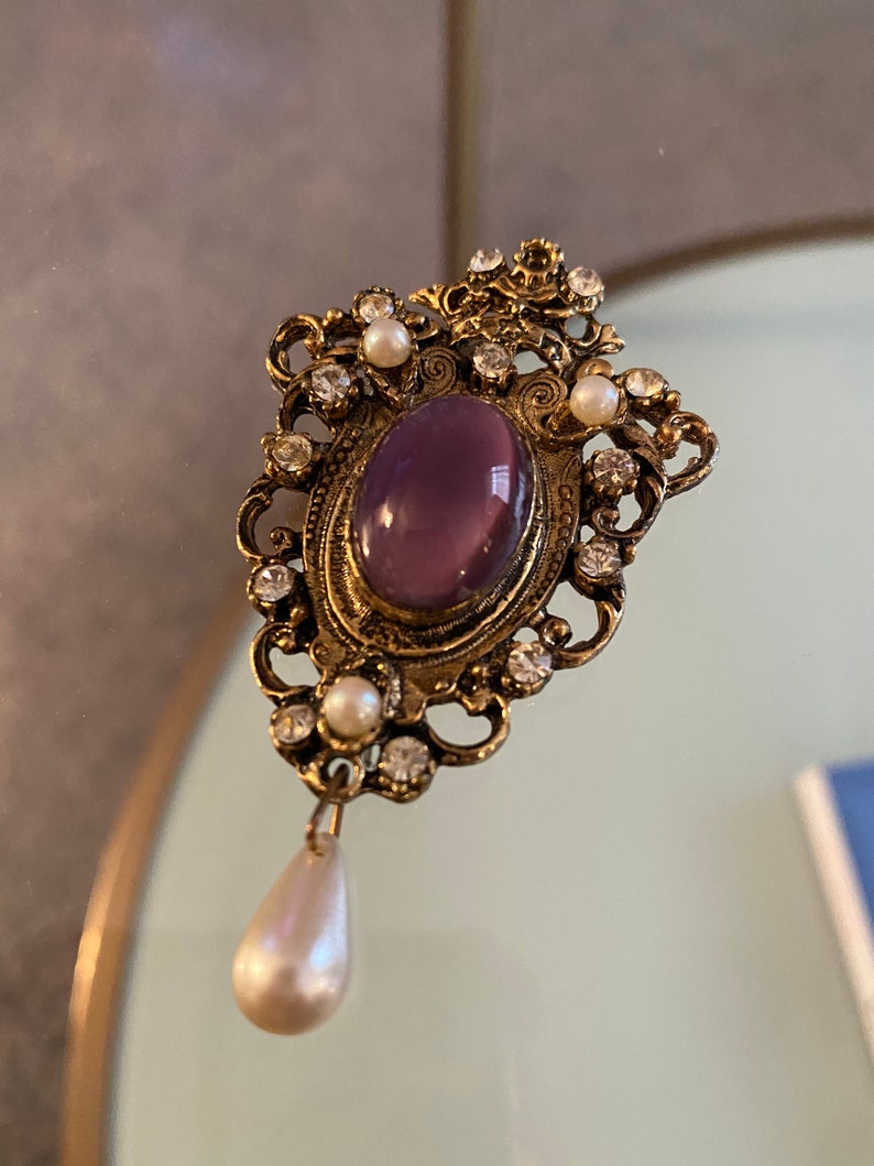 Purple Brooch Piece