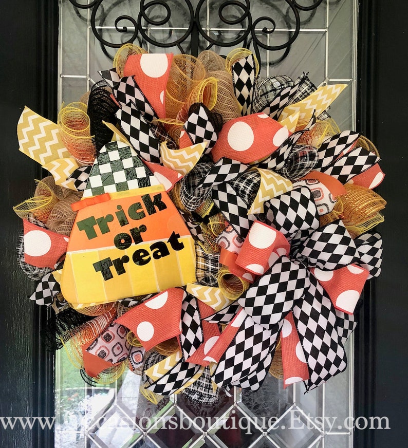Front door wreath Fall Wreath Halloween Wreath Ready to ship Wreath for door Halloween Decor Halloween Party candy Corn Decor