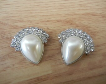 Vintage Clip On Rhinestone Faux Pearl Earrings
