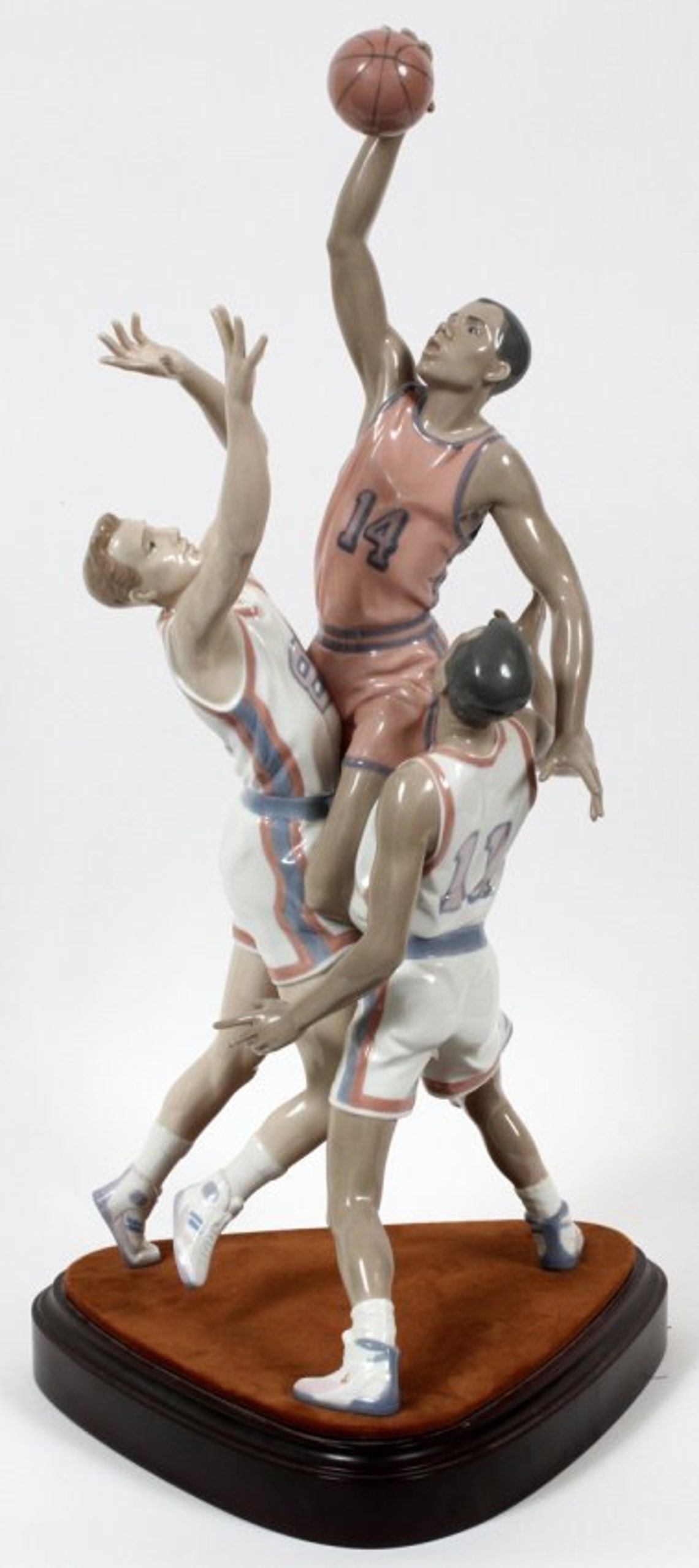 LLADRO To The Rim Porcelain Glazed Basketball Figurine Limited Etsy