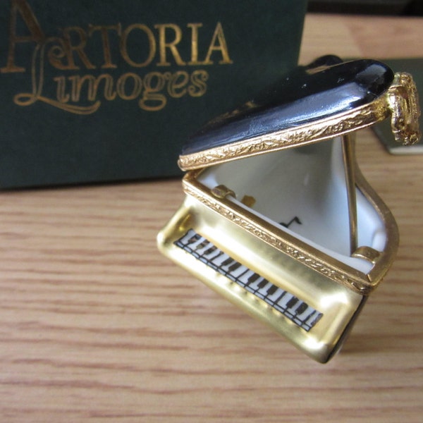 Limoges Artoria Piano Handpainted Trinket Box