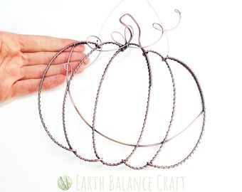 Copper Wire Pumpkin Wall Hanging: Autumn Halloween Decor