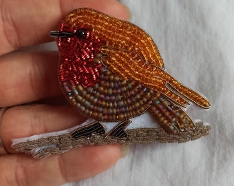 Rossignol embroidered brooch - gold embroidery.