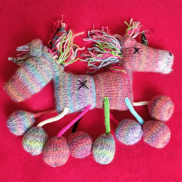 Léonie la Licorne - doudou tricoté à la main pour adultes et grands enfants