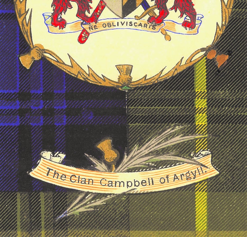 Campbell Argyll Ancient Tartan Crest Premium Quilt - Gold Thistle Style