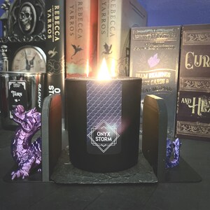Onyx Storm, Tonka Dark Musk Oud 8oz Candle, Officially Licensed Rebecca Yarros, Empyrean, Dragon Scale