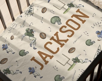 Gepersonaliseerd voetbal wiegbedlaken voor jongens, sportieve babykamerdecoratie, hoeslaken met naam, beddengoed voor peuterjongens, vintage sportief wiegbeddengoed voor jongens