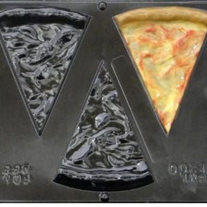 Plain Pizza Chocolate Candy Mold 1200