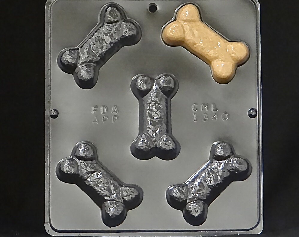 Dog Bone Cake Pan