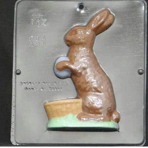 7&quot; Easter Bunny Facing Left Chocolate Candy Mold Easter 804