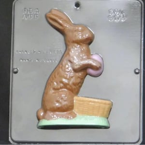 7&quot; Easter Bunny Facing Right Chocolate Candy Mold Easter 803