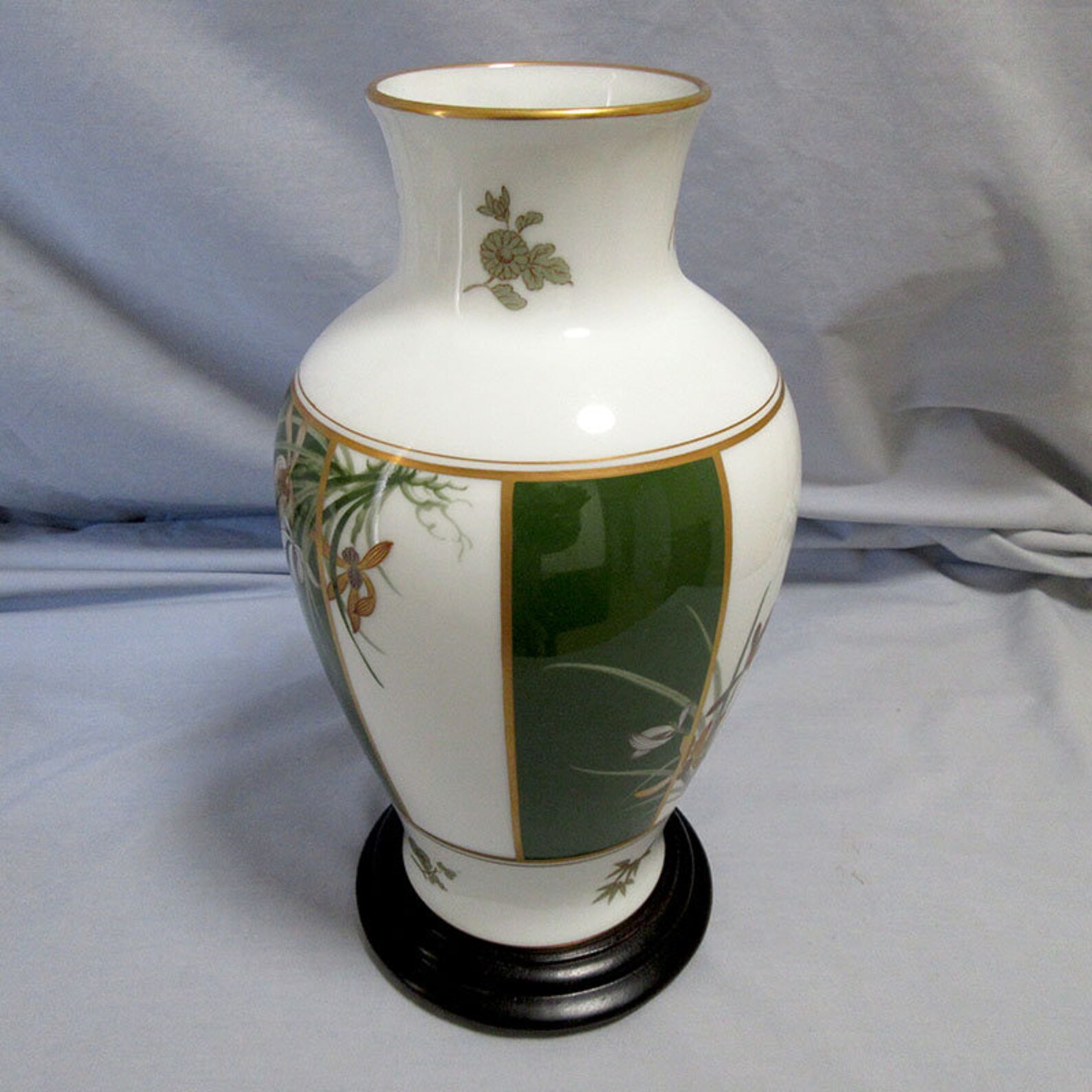 Large Porcelain Glazed White Vase by Okura Art China Japan Etsy
