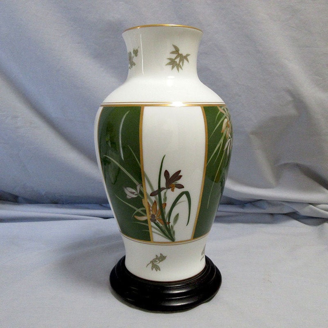 Large Porcelain Glazed White Vase by Okura Art China Japan Etsy