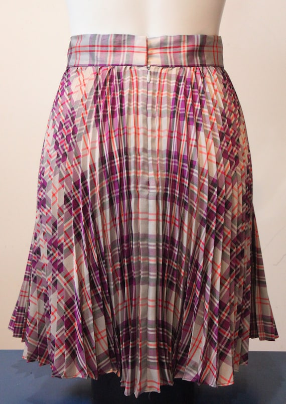 Lovely Vintage Pleated Plaid Taffeta Skirt - image 7