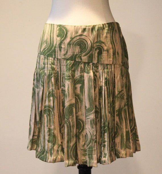 Vintage 1930's Silk 2-Piece Outfit-Pleated Flappe… - image 9