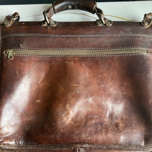 Vintage Umhängetasche MEDICI Satchel aus Leder mit Messingbesatz Bild 9