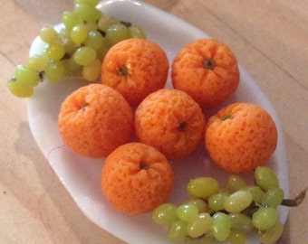 Dollhouse Miniature Oranges - 12th scale miniature food