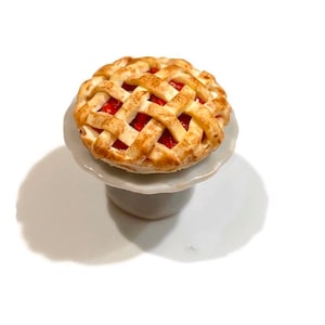 Dollhouse Miniature Lattice Pie - 12th scale miniature food