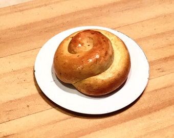 Dollhouse miniature Round Challah for Rosh Hashanah - 12th scale miniature food - Jewish miniatures