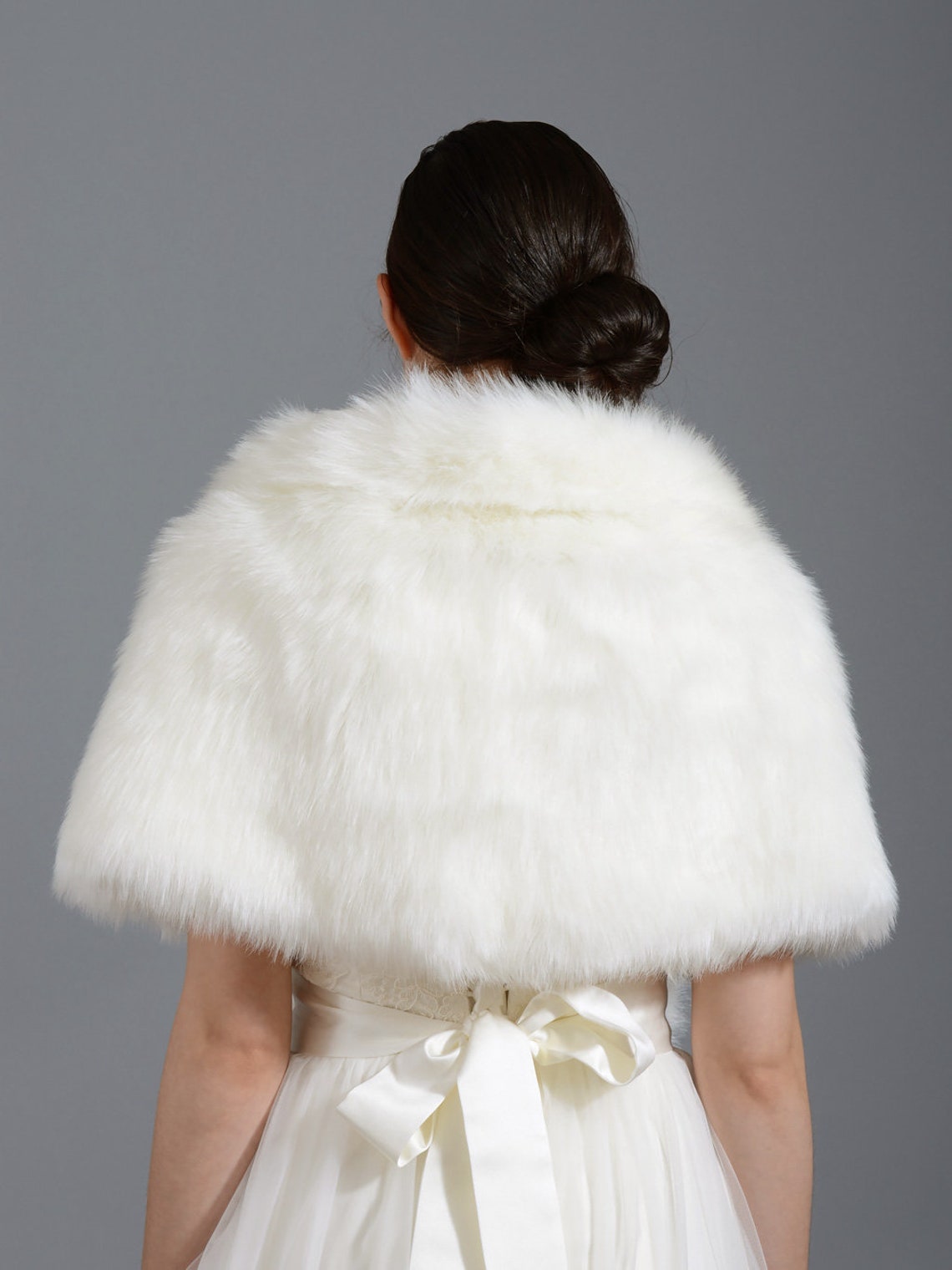 faux fur ivory shawl