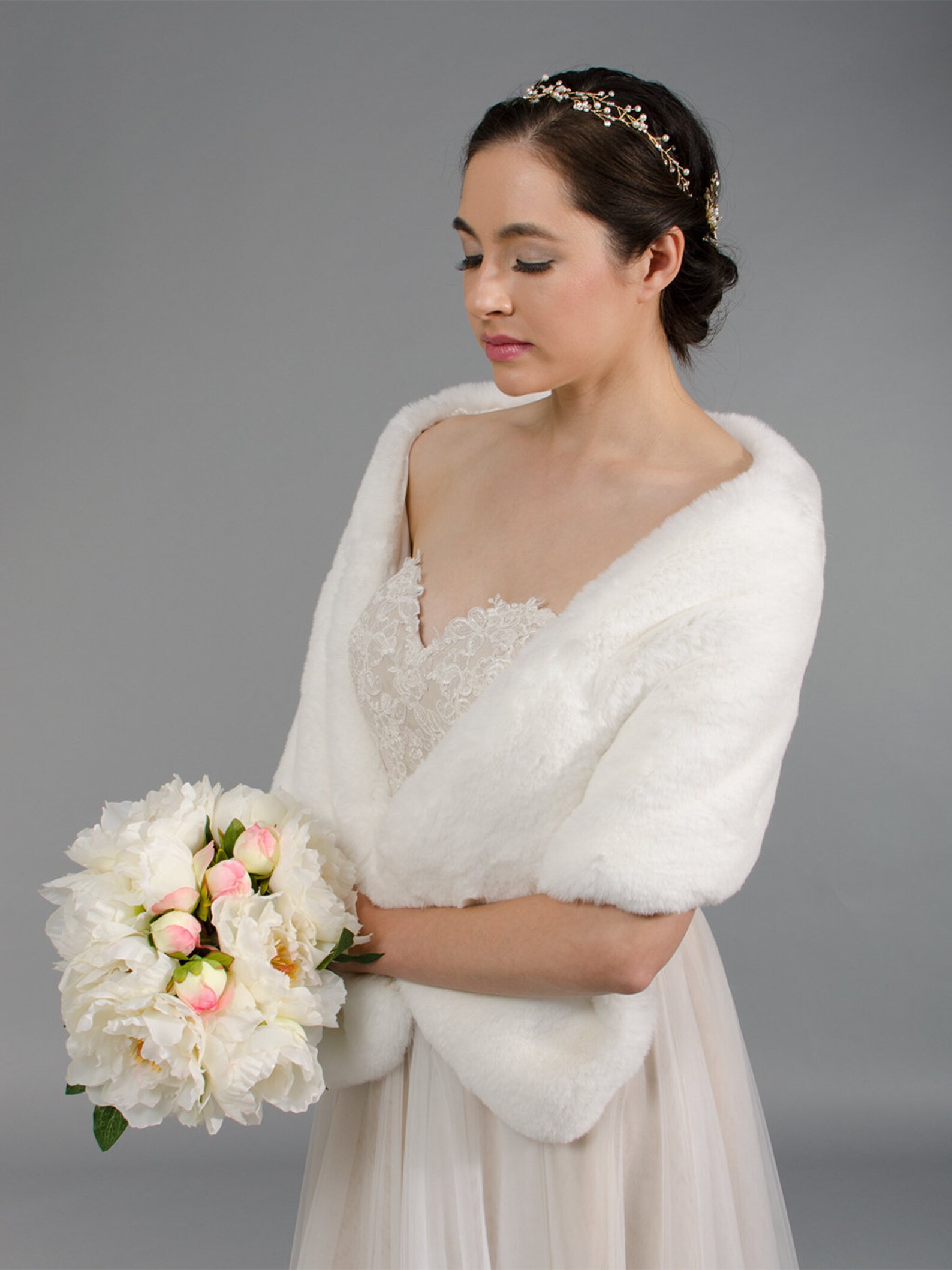 faux fur ivory shawl
