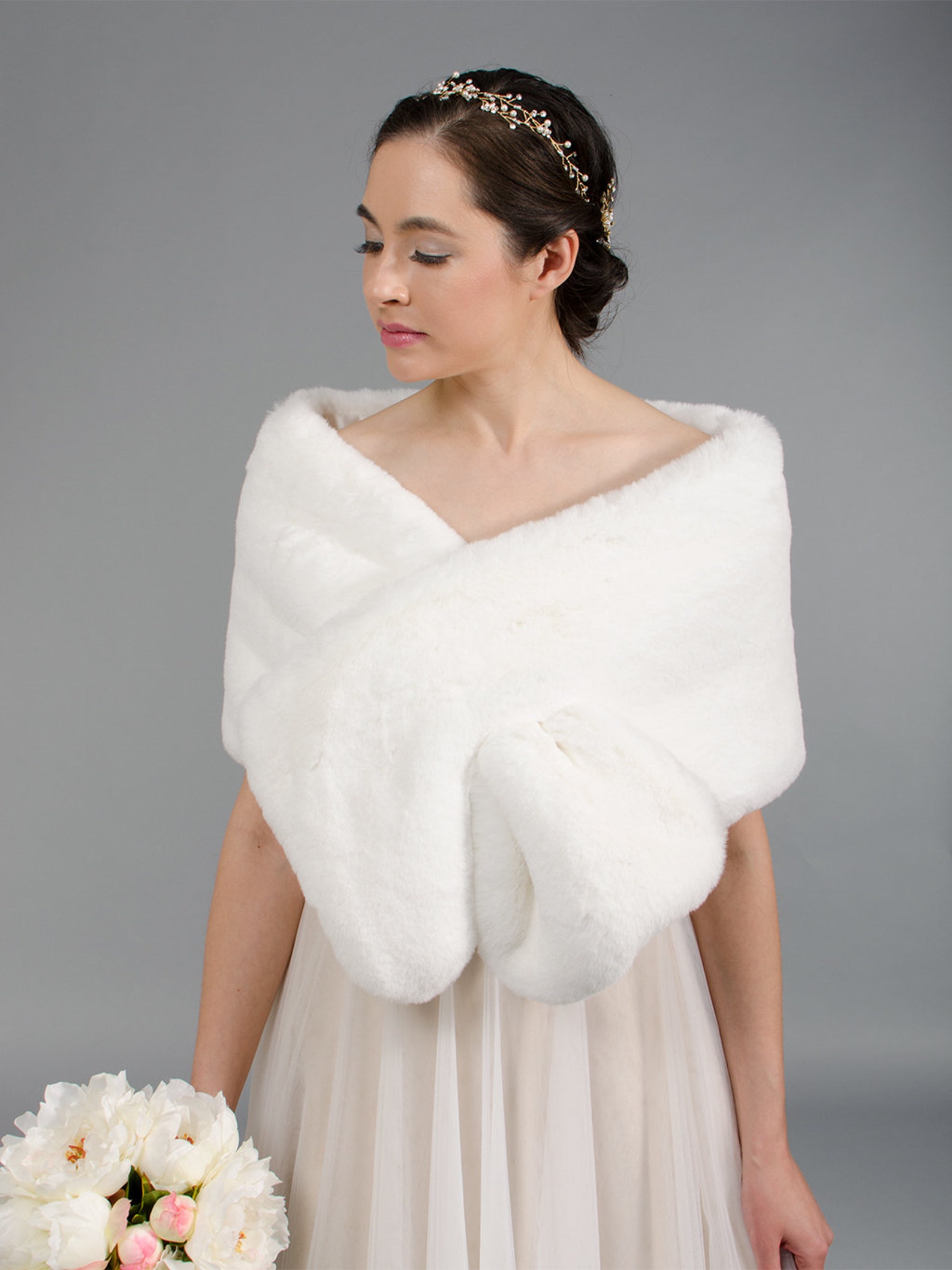 faux fur ivory shawl