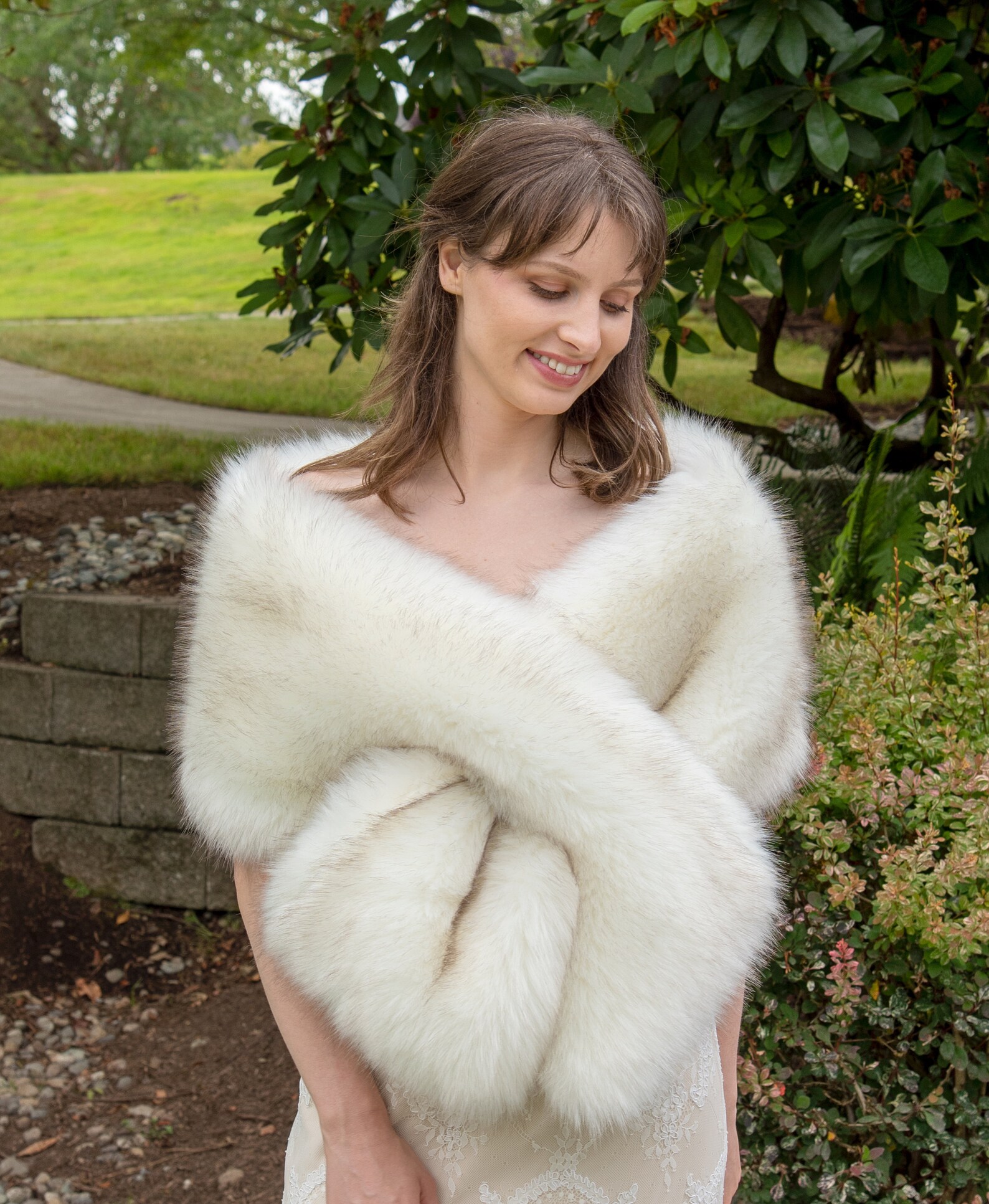faux fur ivory shawl