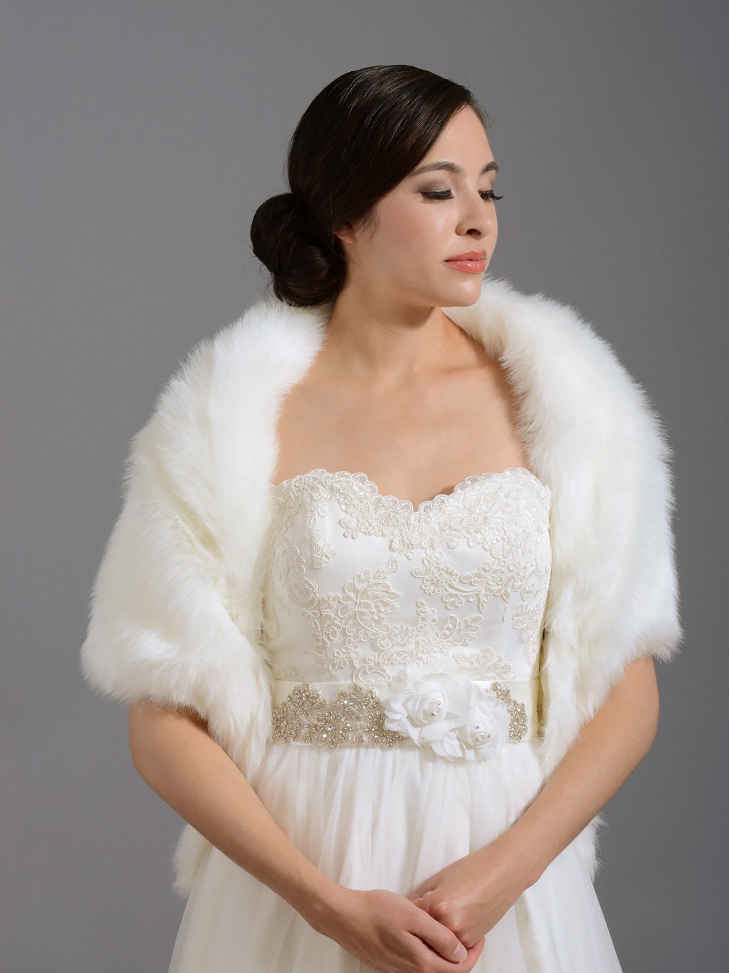 faux fur ivory shawl