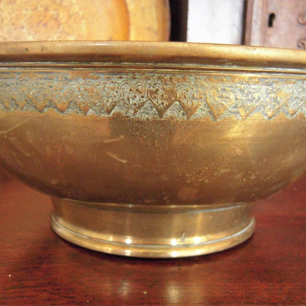 Antique Brass Bowl Fruit or Flowers