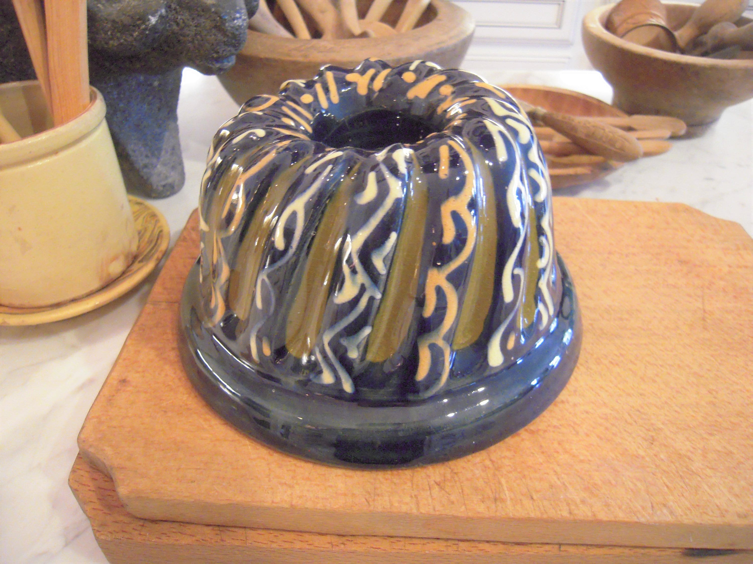 French Vintage Bundt Cake Pan Ceramic Glazed Mould Ceramic Bundt