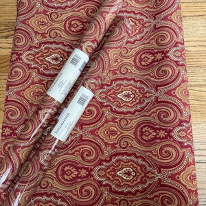 NOS Designer Schumacher Paisley Wallpaper