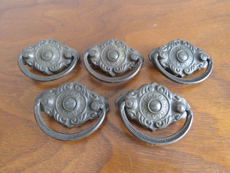 Ornate Brass Bronze French Provincial Victorian Bail Drawer Pulls